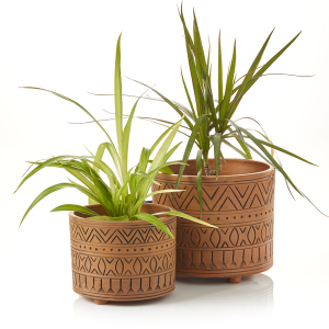 indu terracotta planters set of 2 alt