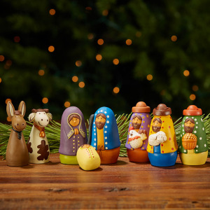 amigos terracotta nativity