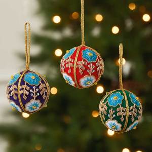 zardosi ball ornaments - set of 3 alt