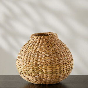 round hogla vase