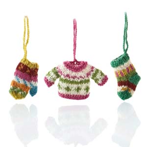 all bundled up knit ornament set