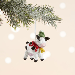 barnyard christmas cow ornament alt